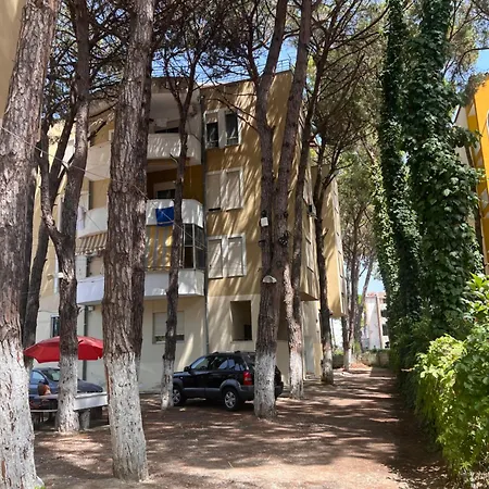 8 Apartment *